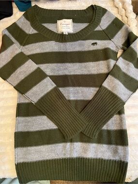 Y2K Energie Women's Olive & Gray Striped Sweater